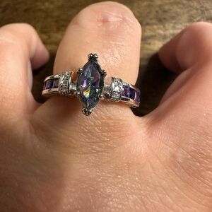 MARQUIS CUT MYSTIC GREEN TOPAZ AND WHITE TOPAZ 925 STAMPED SILVER RING TGGS